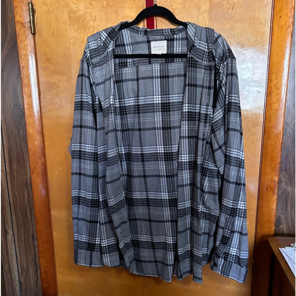 American Eagle Lightweight Flannel 
Size - XXXL
Never worn